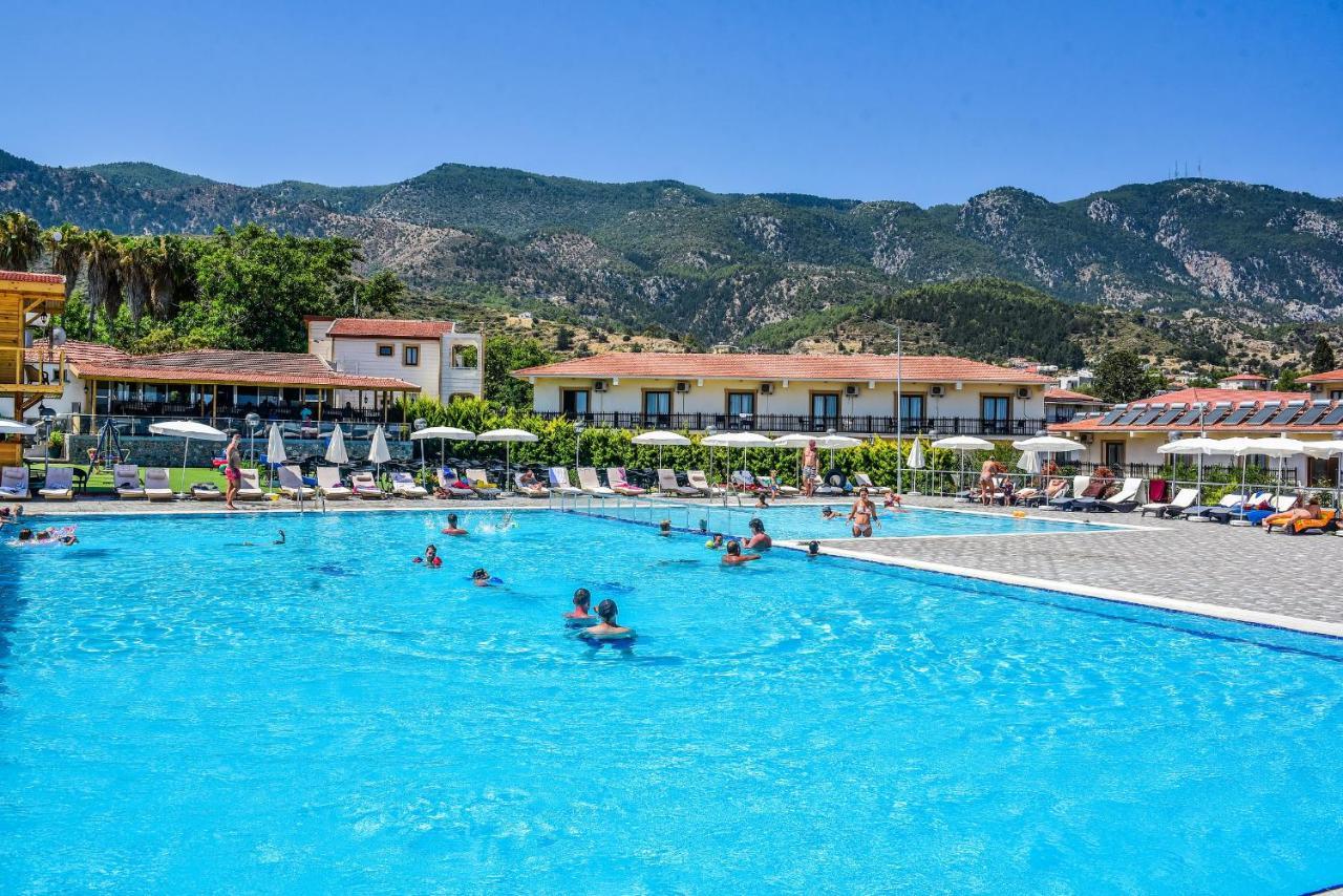 Riverside Garden Resort & Suna'S Beach Club Krini Buitenkant foto